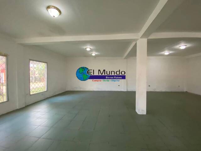 Edificio comercial para Venta en Tela - 4
